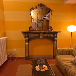  Apartment La Fanciulla Del West Italy