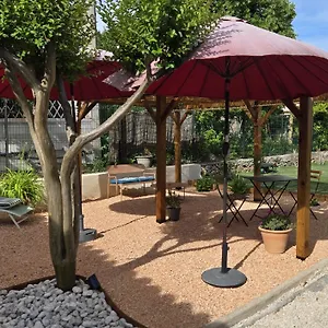  Holiday home La Cascade De France